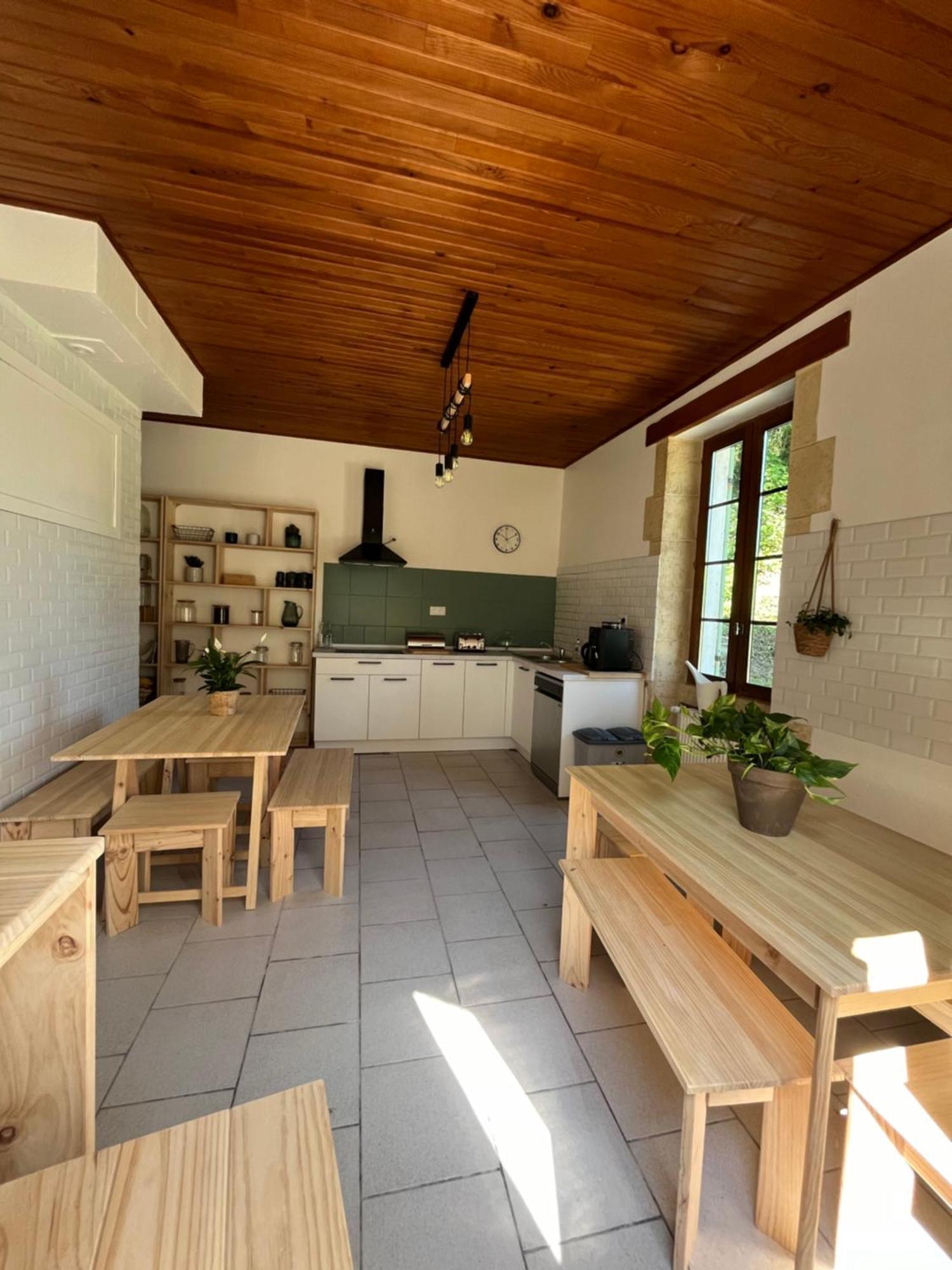Gite Le Coup De Pompe Ecluse 47 Meilhan-sur-Garonne エクステリア 写真